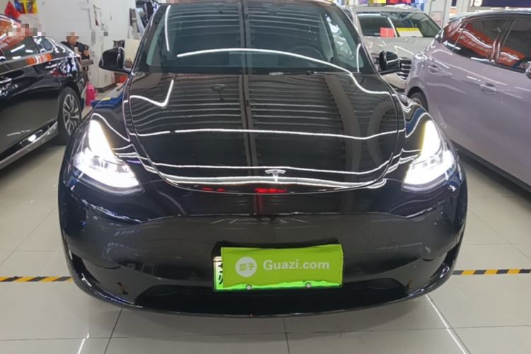 Used Tesla Model Y 2023 Rear-Wheel-Drive Version Front