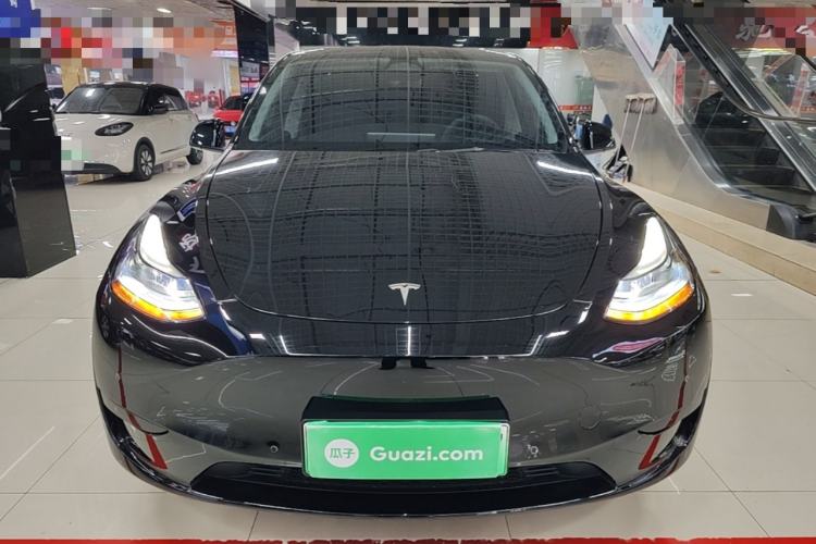 Used Tesla Model Y 2023 Rear-Wheel-Drive Version Front