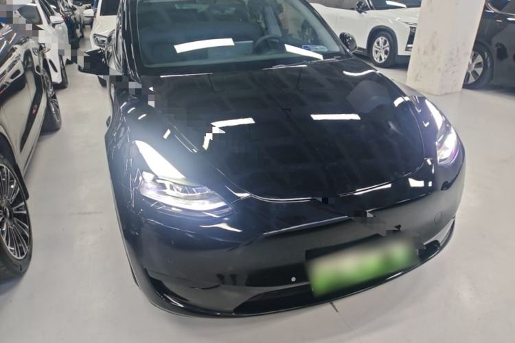 Used Tesla Model Y 2023 Rear-Wheel-Drive Version Front