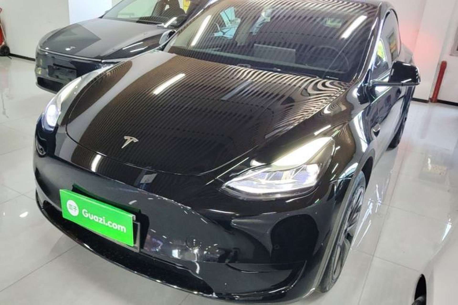 Used Tesla Model Y 2023 Rear-Wheel-Drive Version Front Left 45 Deg