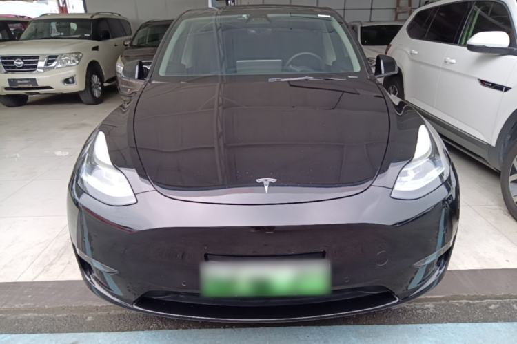 Used Tesla Model Y 2023 Long-Range All-Wheel-Drive Version Front