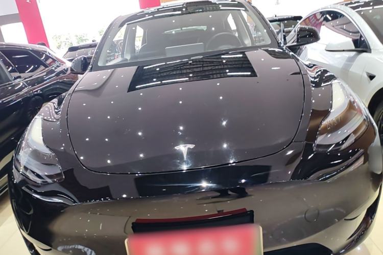Used Tesla Model Y 2023 Rear-Wheel-Drive Version Front