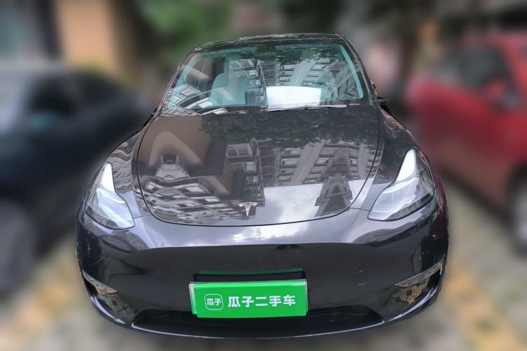 Used Tesla Model Y 2023 High-Performance All-Wheel-Drive Version Front