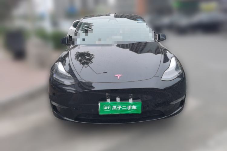Used Tesla Model Y 2023 Long-Range All-Wheel-Drive Version Front