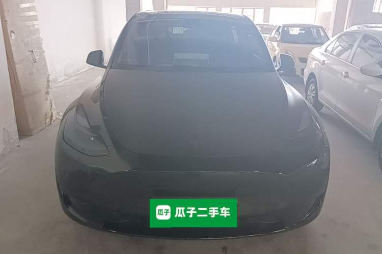 Used Tesla Model Y 2023 Long-Range All-Wheel-Drive Version Front