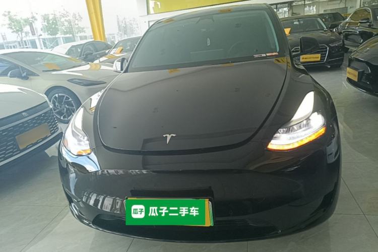 Used Tesla Model Y 2023 Rear-Wheel-Drive Version Front