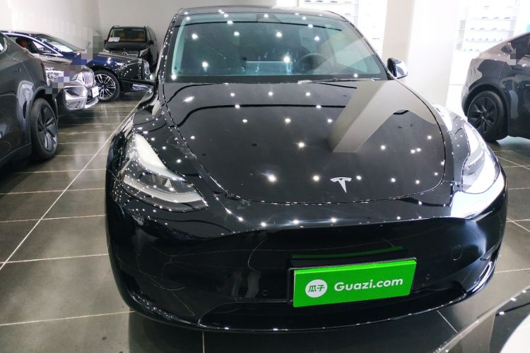 Used Tesla Model Y 2023 Rear-Wheel-Drive Version Front