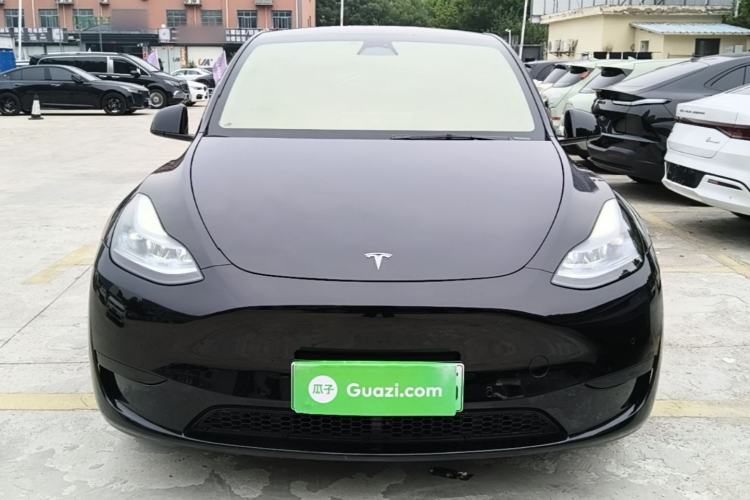 Used Tesla Model Y 2023 Rear-Wheel-Drive Version Front