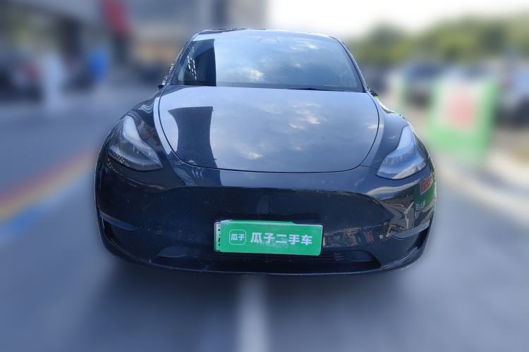 Used Tesla Model Y 2023 High-Performance All-Wheel-Drive Version Front