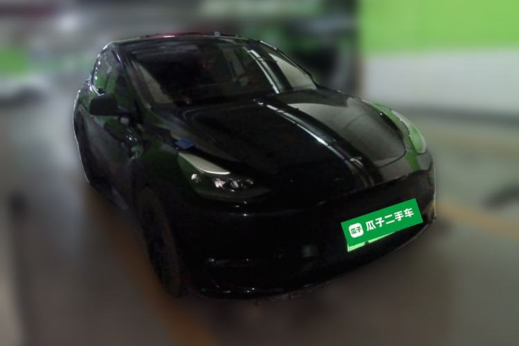 Used Tesla Model Y 2023 Long-Range All-Wheel-Drive Version Front Right 45 Deg