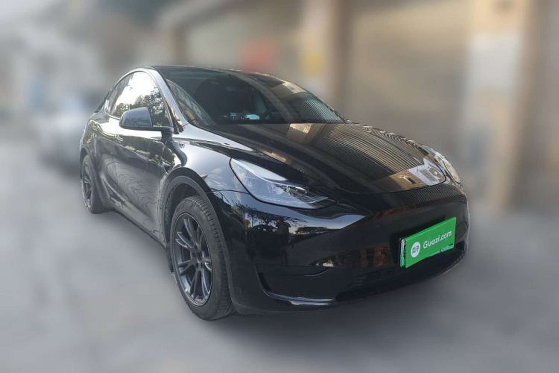 Used Tesla Model Y 2023 Rear-Wheel-Drive Version Front Right 45 Deg