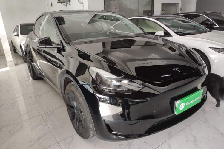 Used Tesla Model Y 2023 Rear-Wheel-Drive Version Front Right 45 Deg