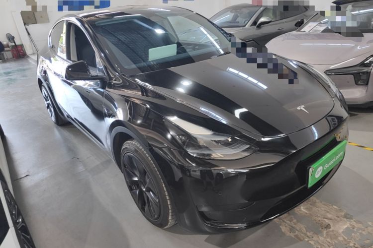 Used Tesla Model Y 2023 Rear-Wheel-Drive Version Front Right 45 Deg