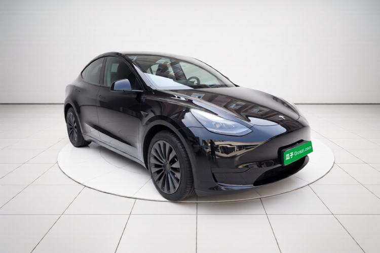 Used Tesla Model Y 2023 Rear-Wheel-Drive Version Front Right 45 Deg