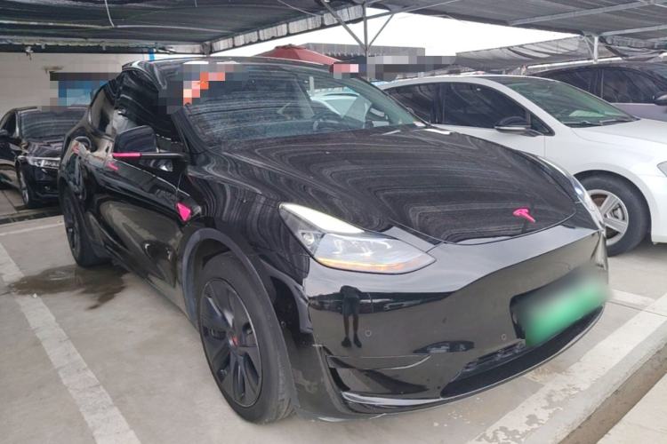 Used Tesla Model Y 2023 Rear-Wheel-Drive Version Front Right 45 Deg