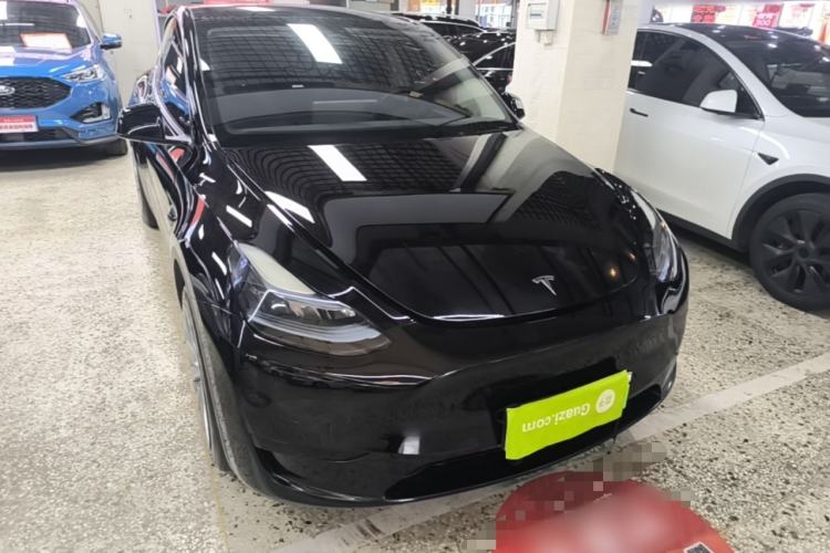 Used Tesla Model Y 2023 Rear-Wheel-Drive Version Front Right 45 Deg