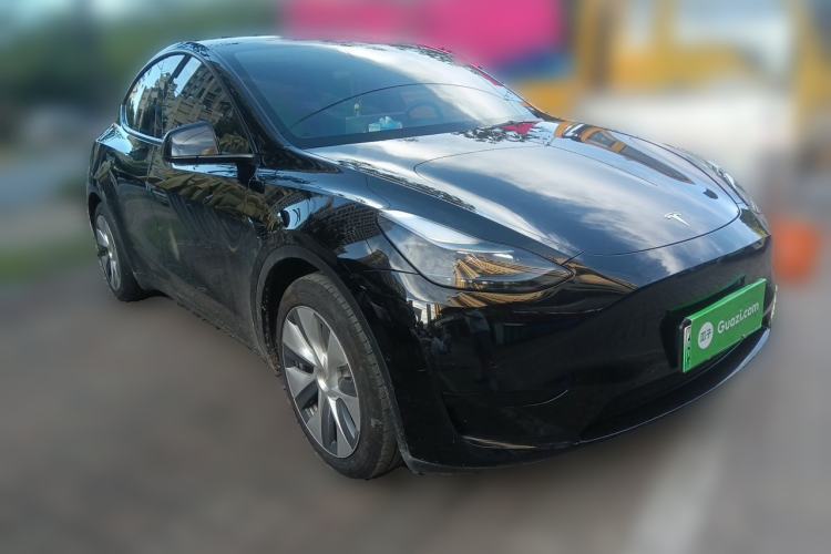 Used Tesla Model Y 2023 Rear-Wheel-Drive Version Front Right 45 Deg