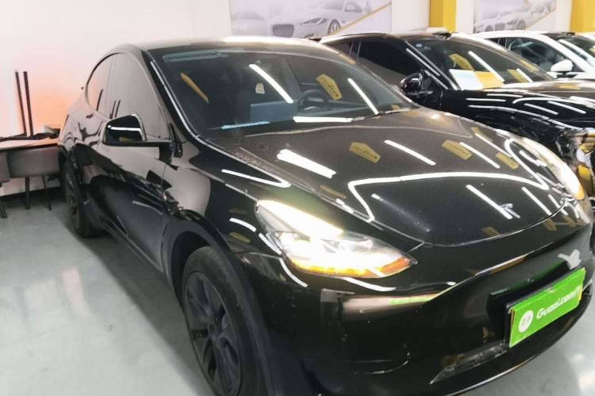 Used Tesla Model Y 2023 Rear-Wheel-Drive Version Front Right 45 Deg