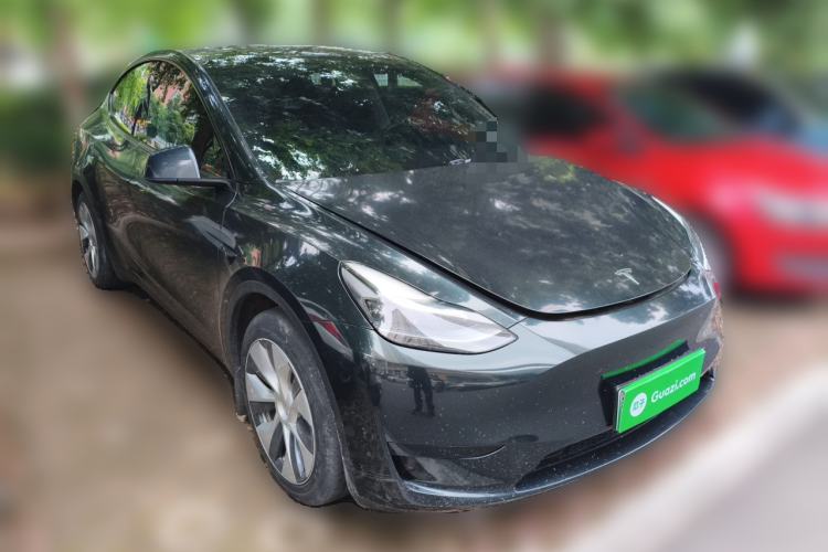 Used Tesla Model Y 2023 Rear-Wheel-Drive Version Front Right 45 Deg