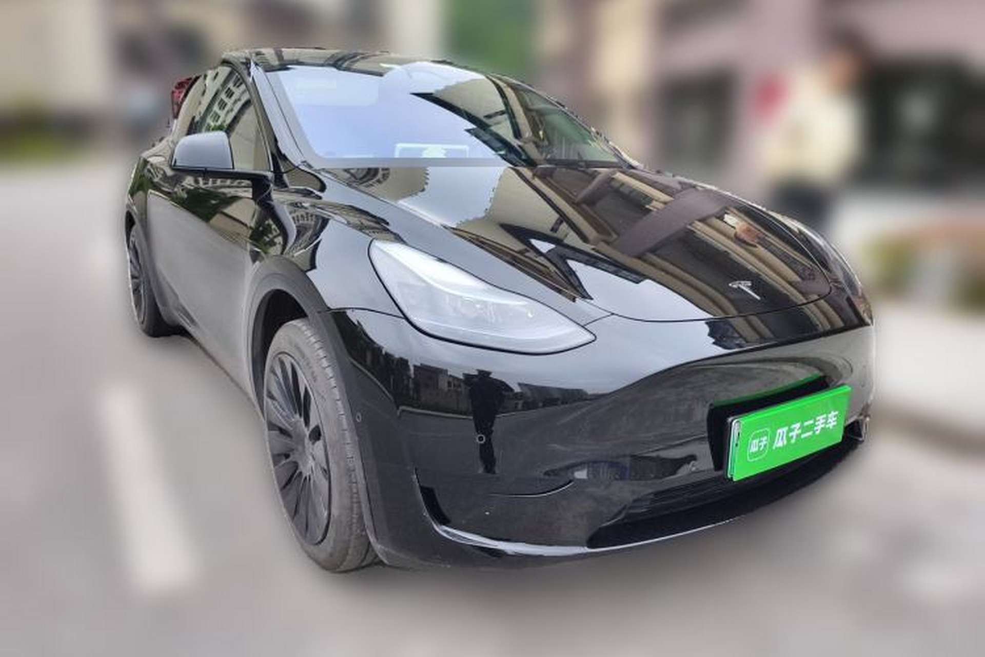 Used Tesla Model Y 2023 Rear-Wheel-Drive Version Front Right 45 Deg