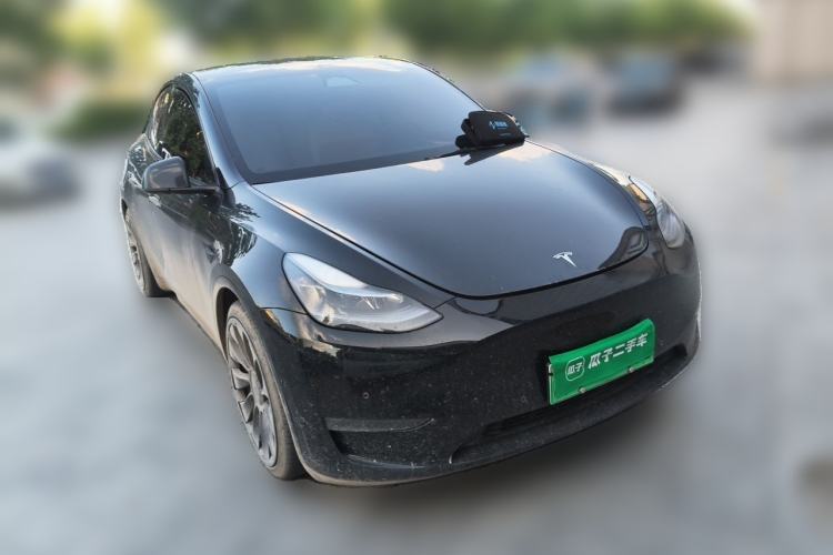 Used Tesla Model Y 2023 High-Performance All-Wheel-Drive Version Front Right 45 Deg