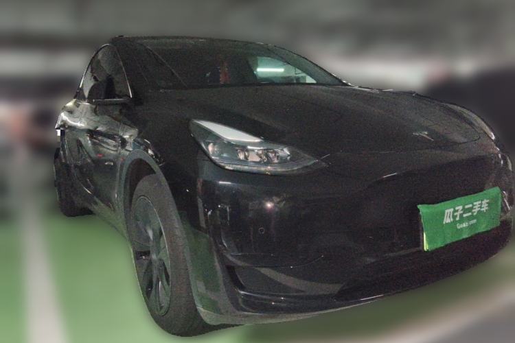Used Tesla Model Y 2023 Rear-Wheel-Drive Version Front Right 45 Deg