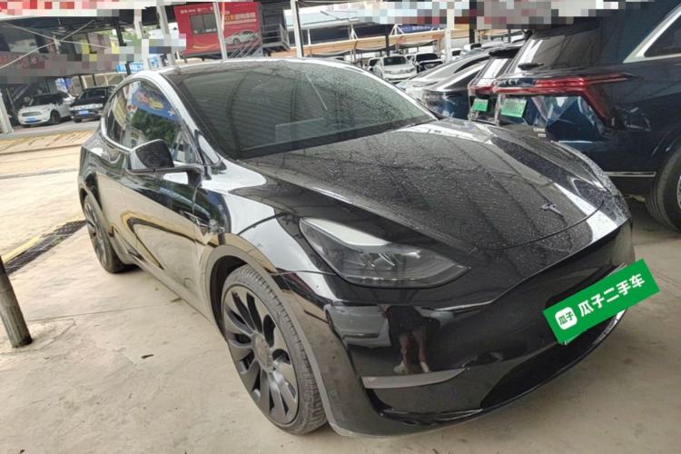 Used Tesla Model Y 2023 High-Performance All-Wheel-Drive Version Front Right 45 Deg