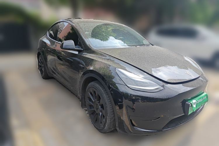 Used Tesla Model Y 2023 Rear-Wheel-Drive Version Front Right 45 Deg
