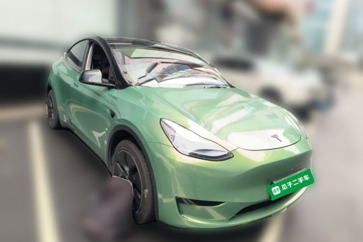 Used Tesla Model Y 2023 Rear-Wheel-Drive Version Front Right 45 Deg