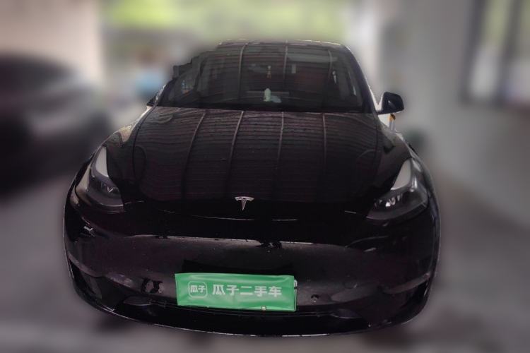 Used Tesla Model Y 2023 Long-Range All-Wheel-Drive Version Front