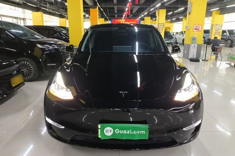 Used Tesla Model Y 2023 Long-Range All-Wheel-Drive Version Front