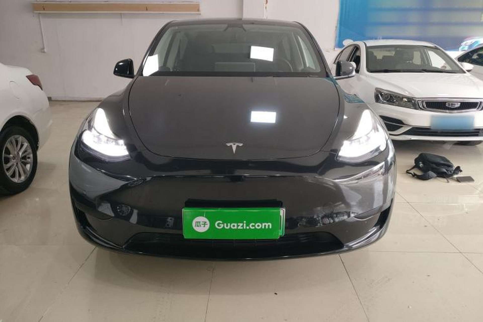 Used Tesla Model Y 2023 Rear-Wheel-Drive Version Front