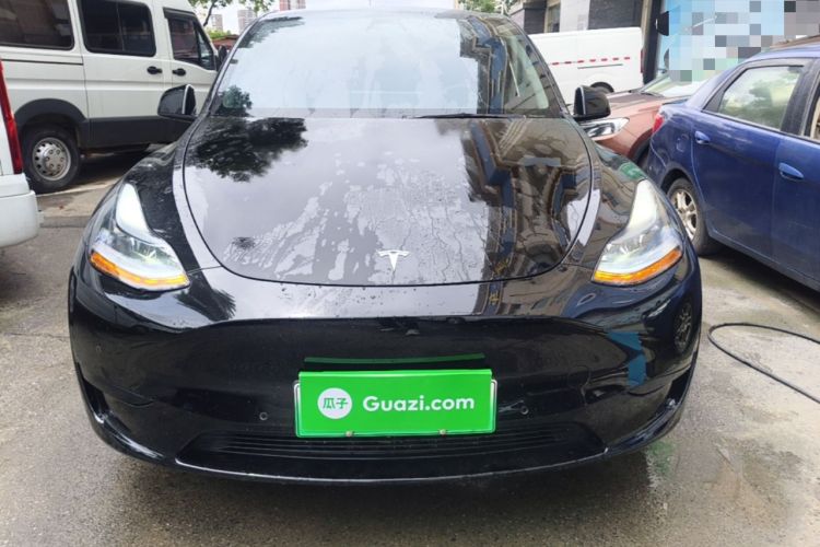 Used Tesla Model Y 2023 Rear-Wheel-Drive Version Front