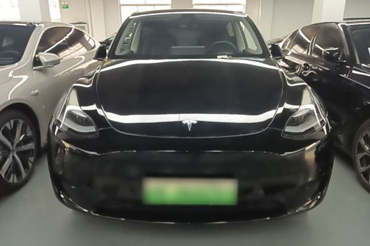 Used Tesla Model Y 2023 Rear-Wheel-Drive Version Front