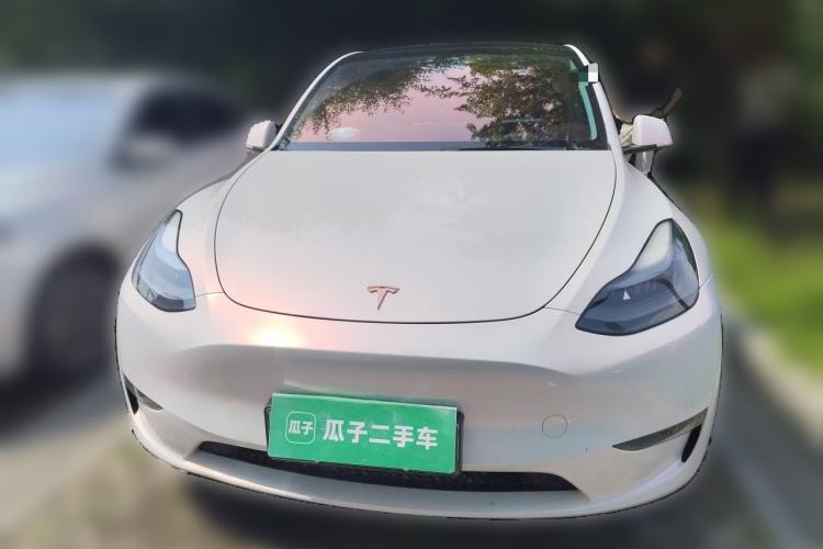 Used Tesla Model Y 2023 Long-Range All-Wheel-Drive Version Front