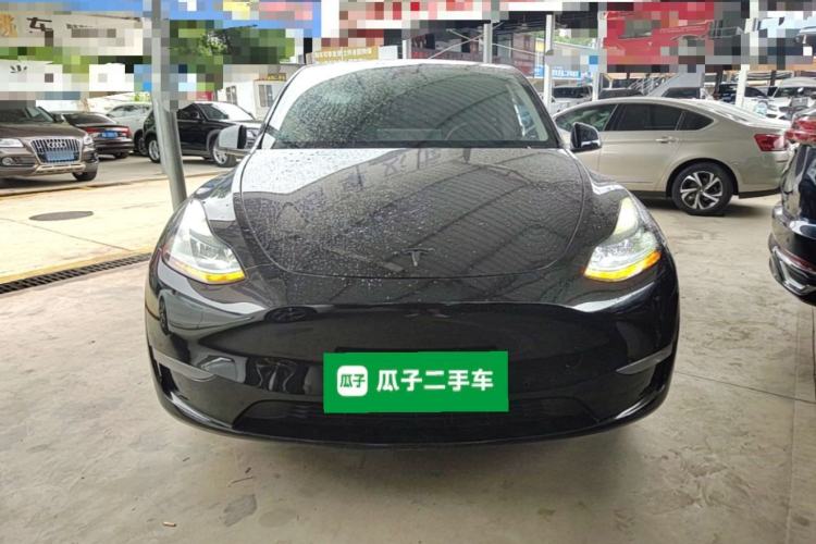Used Tesla Model Y 2023 High-Performance All-Wheel-Drive Version Front