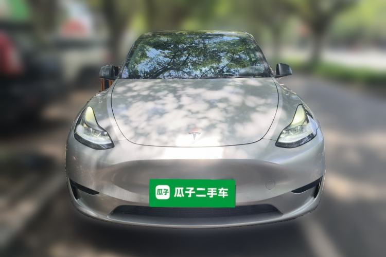 Used Tesla Model Y 2023 Rear-Wheel-Drive Version Front