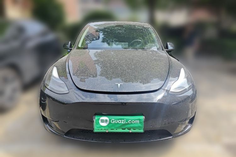 Used Tesla Model Y 2023 Rear-Wheel-Drive Version Front