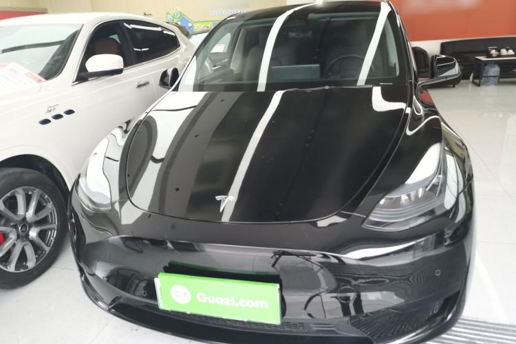 Used Tesla Model Y 2023 Rear-Wheel-Drive Version Front