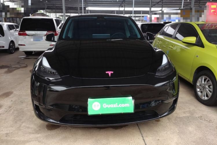 Used Tesla Model Y 2023 Long-Range All-Wheel-Drive Version Front