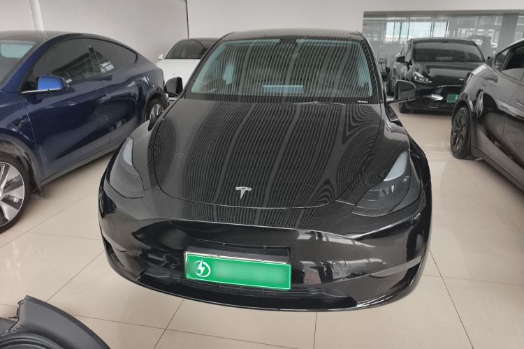 Used Tesla Model Y 2023 Long-Range All-Wheel-Drive Version Front