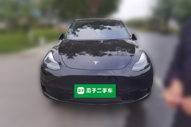 Used Tesla Model Y 2023 Rear-Wheel-Drive Version Front