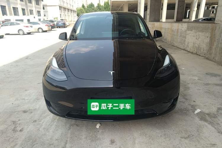 Used Tesla Model Y 2023 Rear-Wheel-Drive Version Front
