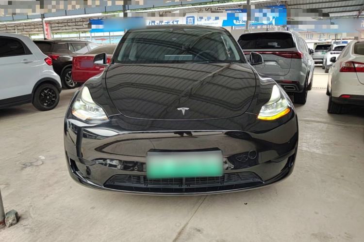 Used Tesla Model Y 2023 Rear-Wheel-Drive Version Front