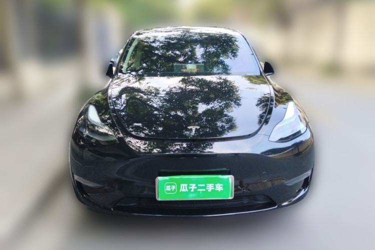 Used Tesla Model Y 2023 Long-Range All-Wheel-Drive Version Front