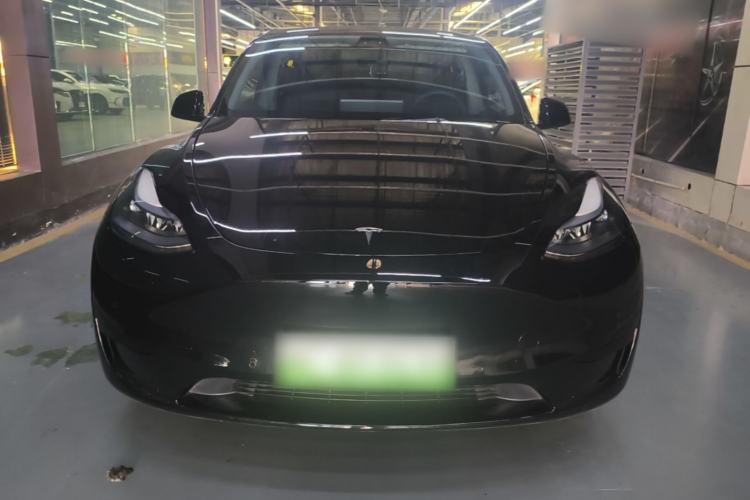 Used Tesla Model Y 2023 Rear-Wheel-Drive Version Front