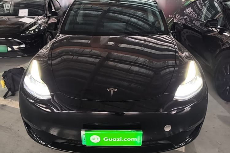 Used Tesla Model Y 2023 Long-Range All-Wheel-Drive Version Front