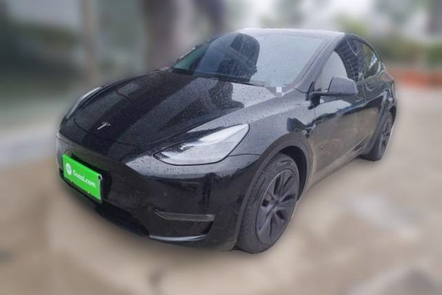 Used Tesla Model Y 2023 Long-Range All-Wheel-Drive Version