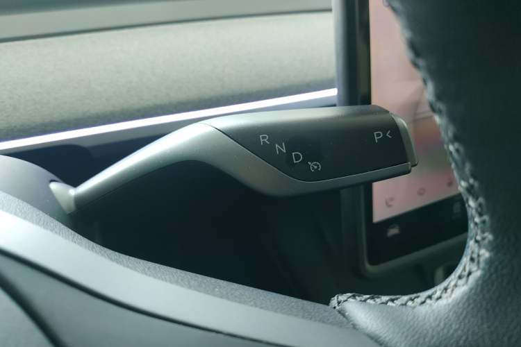 Used Tesla Model Y 2023 Rear-Wheel-Drive Version Gear Lever