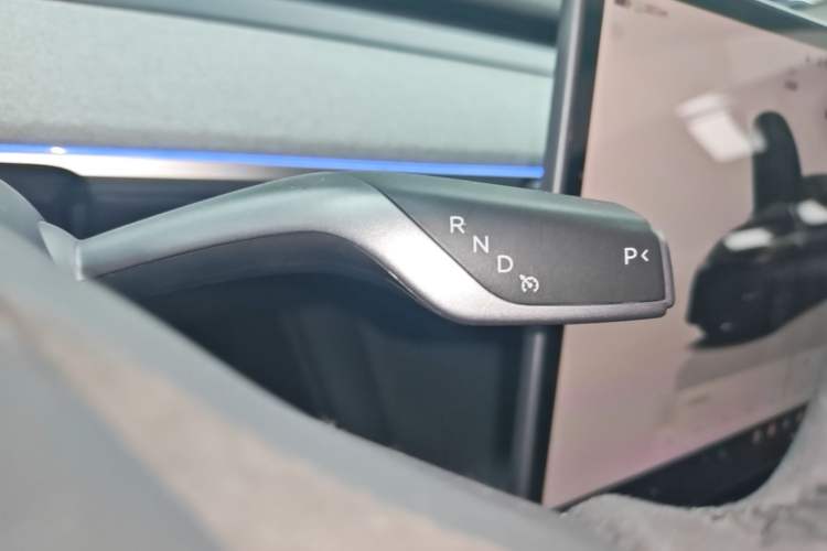 Used Tesla Model Y 2023 Rear-Wheel-Drive Version Gear Lever